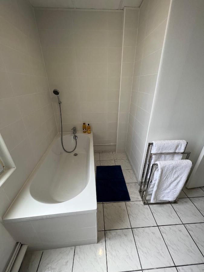 Beau 2 Pieces Quartier Brindeau A 10 Min A Pied Des Docks Et 20 Min De La Gare - Les Appartements Oceane Le Havre Exterior foto